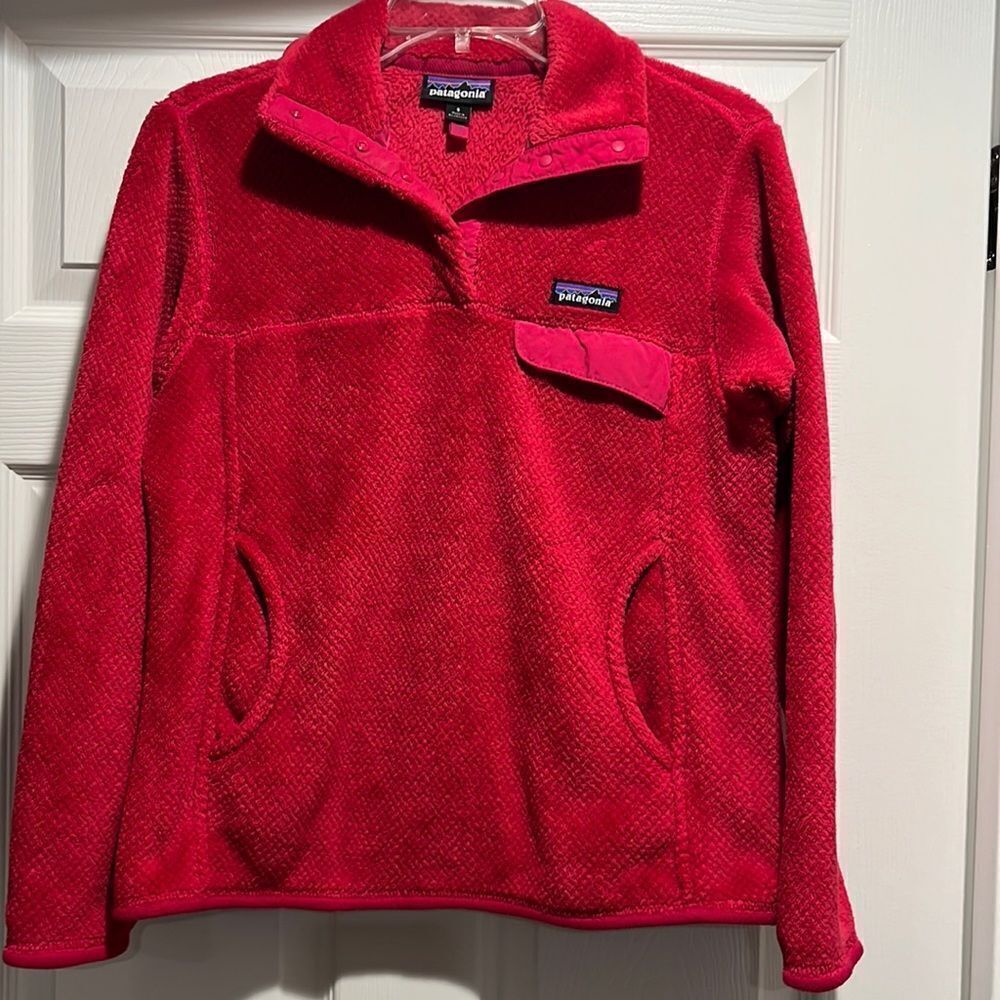 Patagonia Red Re-Tool Snap-T Pullover Size Small.